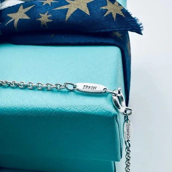 Tiffany & Co. 11 mm Open Heart Bracelet in Sterling Silver 7.5” with Pouch - Picture 8 of 10